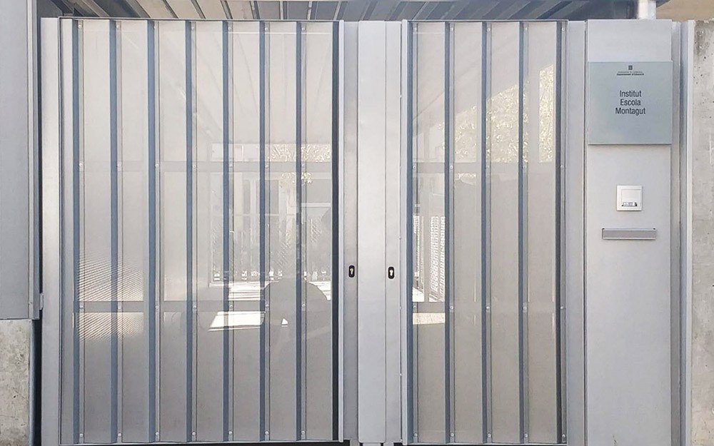 Dilluns obre les portes l'Institut Escola.