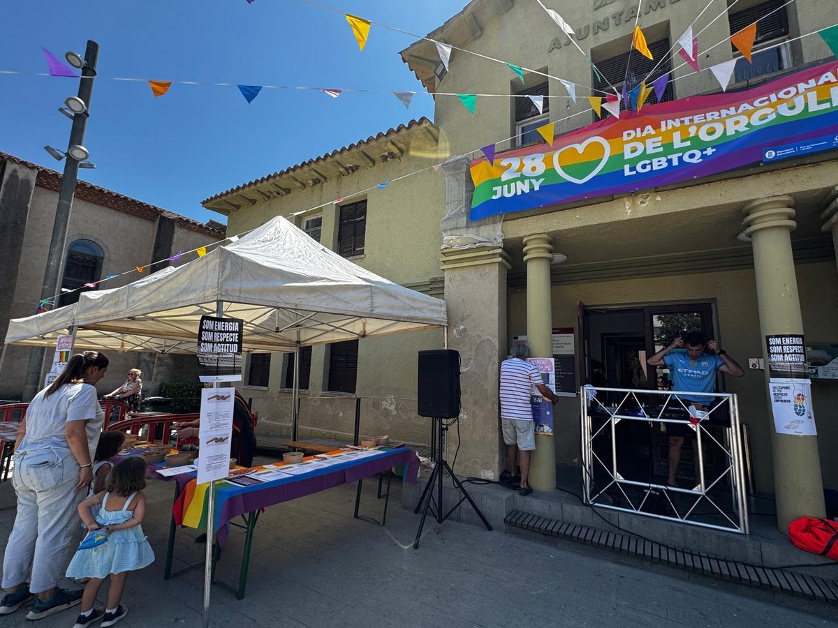 Aquest cap de setmana, Santa Susanna s’ha tenyit de colors per fer valdre el dret de ser i estimar lliurement..