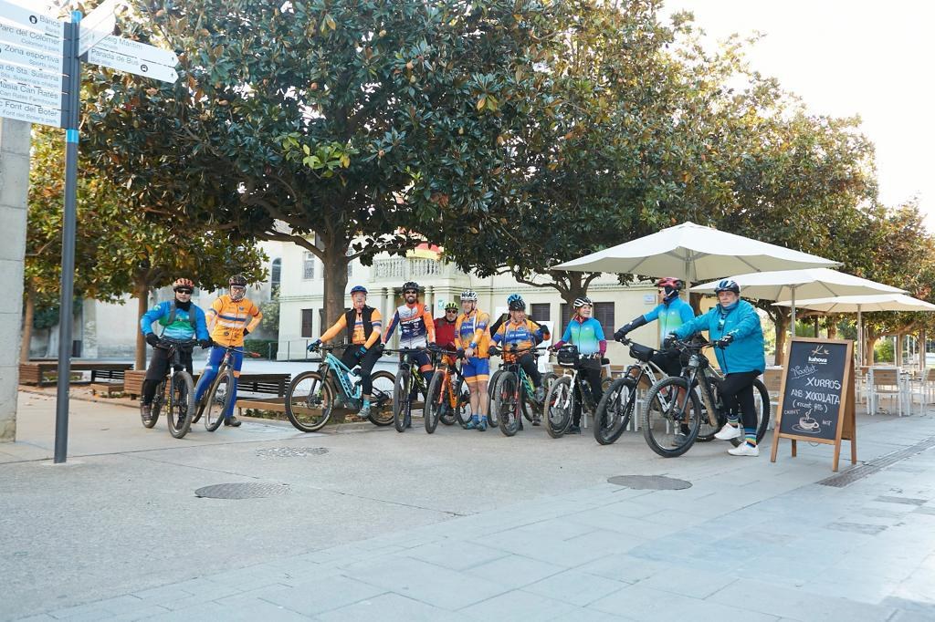 El Club Ciclista Santa Susanna s'ha sumat al "Camí solidari cap a Lloret" amb una sortida en BTT de 53 km.