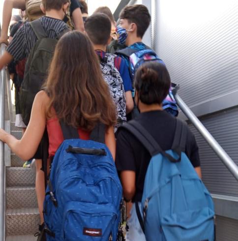 Els alumnes de 3er d'ESO estrenen la segona planta de l'Institut Escola.