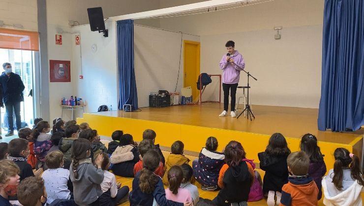 Els menjadors escolars de Santa Susanna obtenen la distinció d'Ecoarrels per l'ús de productes de km0.