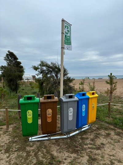 reciclatge_platges__.jpeg