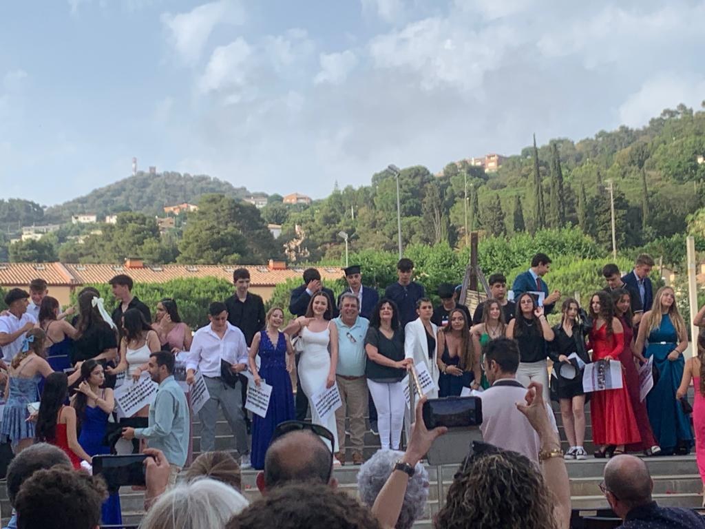 La primera promoció de l'Institut Escola Montagut que ha pogut estudiar l'ESO a Santa Susanna es gradua.