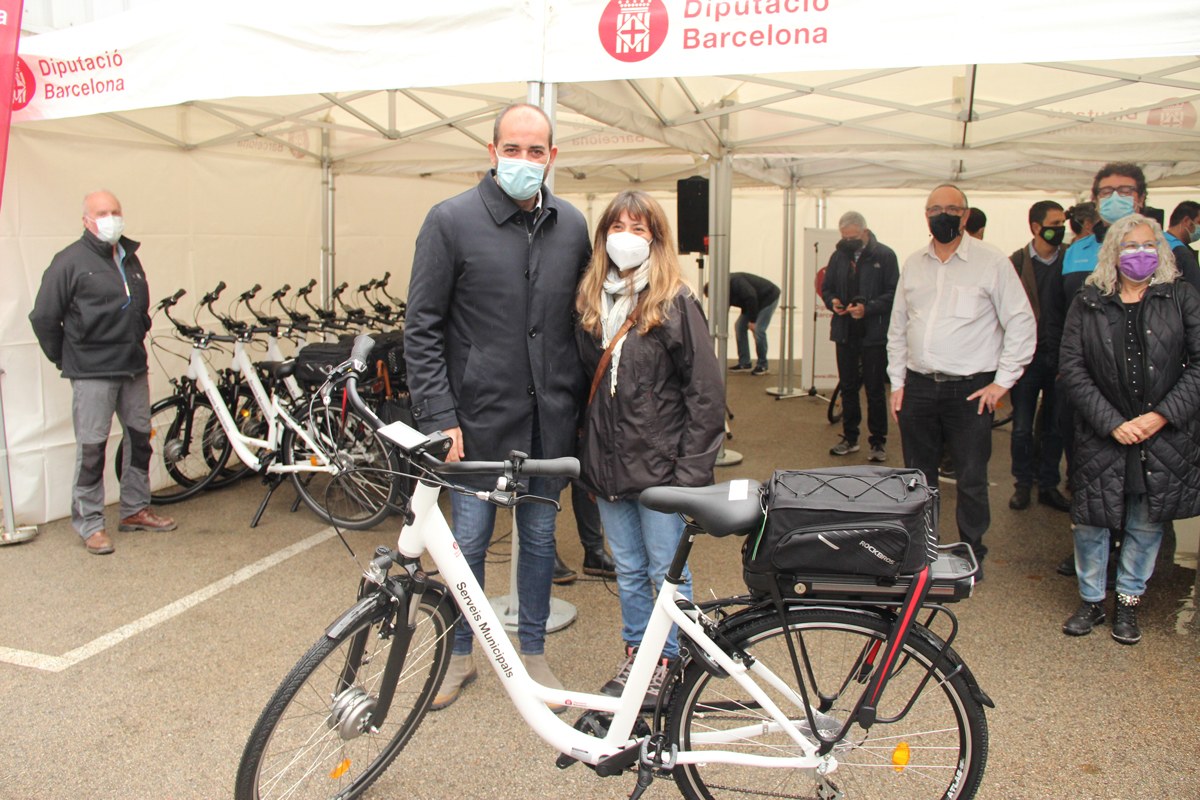 L'àrea de Medi Ambient ja té una bicicleta elèctrica per fer els seus desplaçaments.