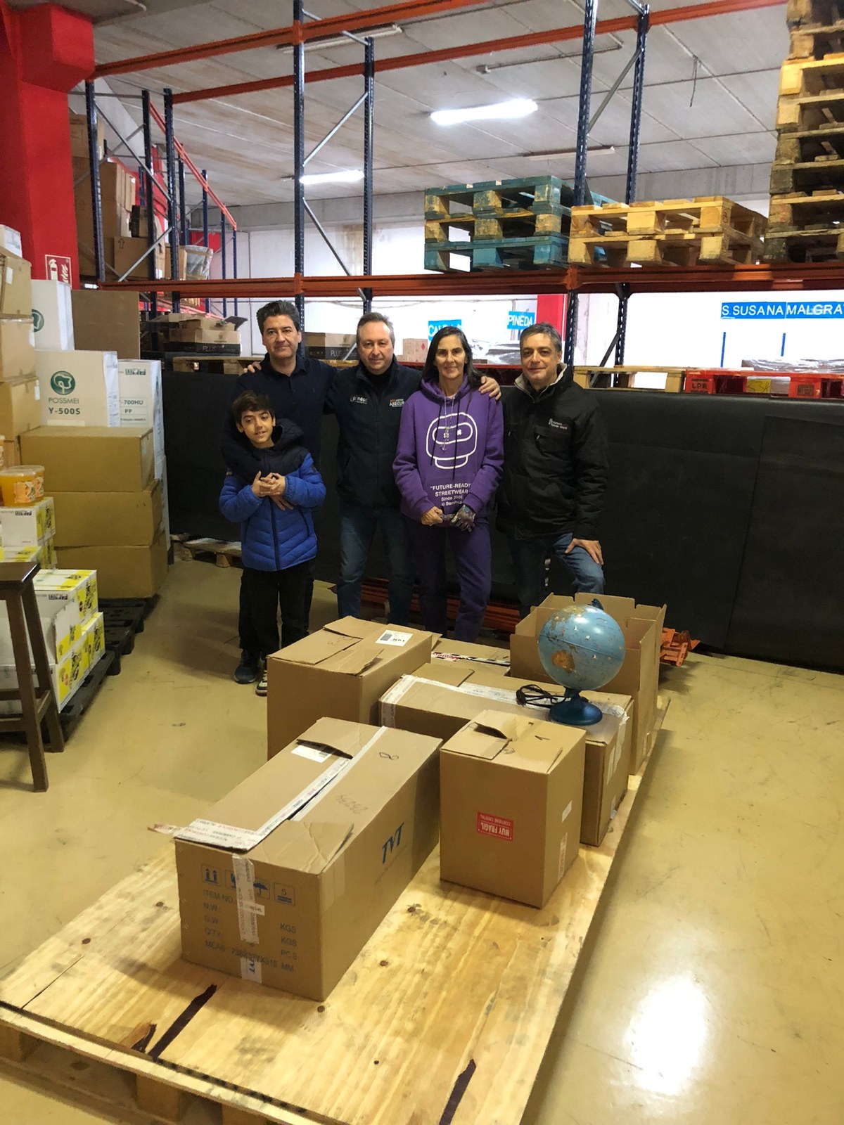 L'Associació Rotary Santa Susanna entrega joguines pel Dia de Reis.