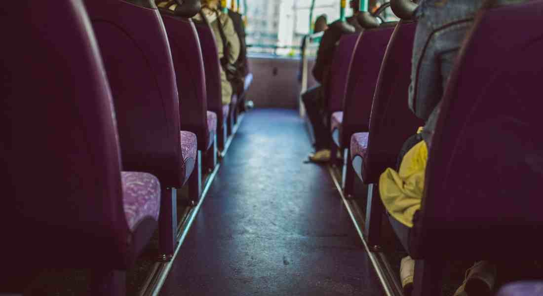 Oberta la convocatòria per a la sol·licitud d'atorgament de places del servei de bus escolar.