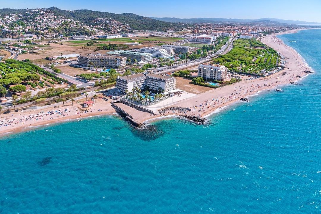 Santa Susanna està entre els 12 llocs més buscats per fer-hi vacances aquest any.
