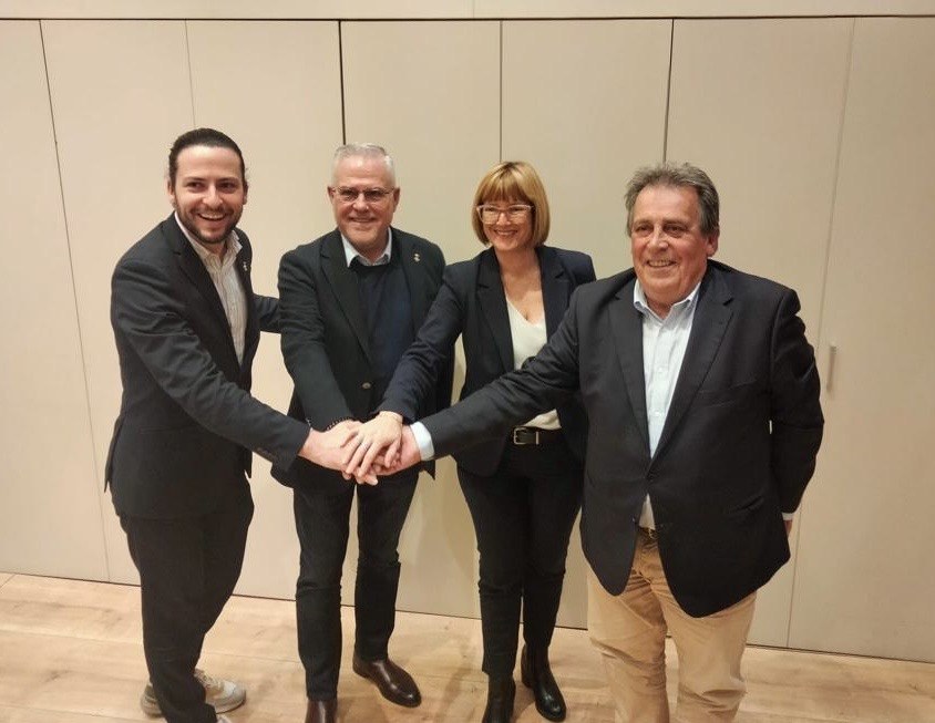 Santa Susanna, Lloret, Salou i l'Ametlla de Mar impulsen un lobby que reforci el pes dels municipis turístics catalans.
