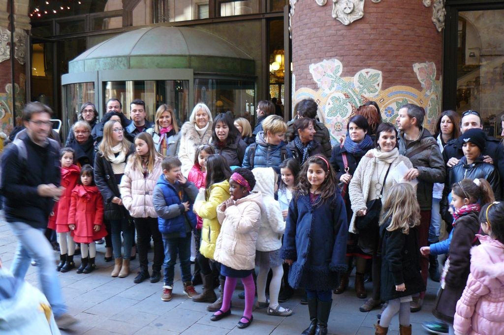 Sortida de l'Aula de Música al palau de la Música de Barcelona.