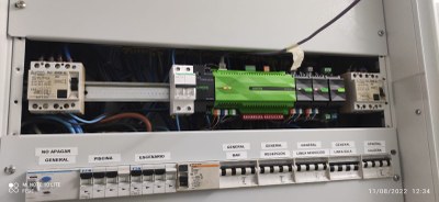 Sistema de comandament dels nous equipaments de baix consum