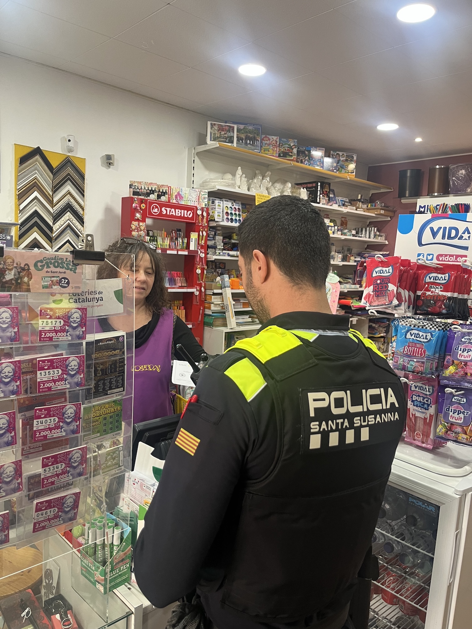 policia als comerços