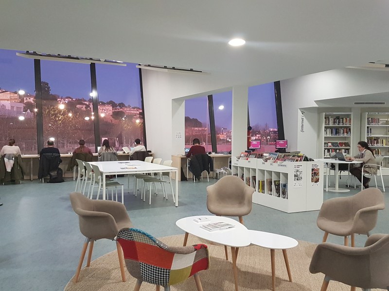 Primera planta estudiants 