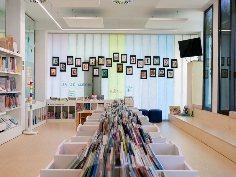 Prestatgeries zona infantil
