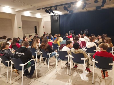 La sala, amb una trobada de centres educatius