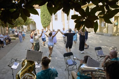 Ballada de sardanes
