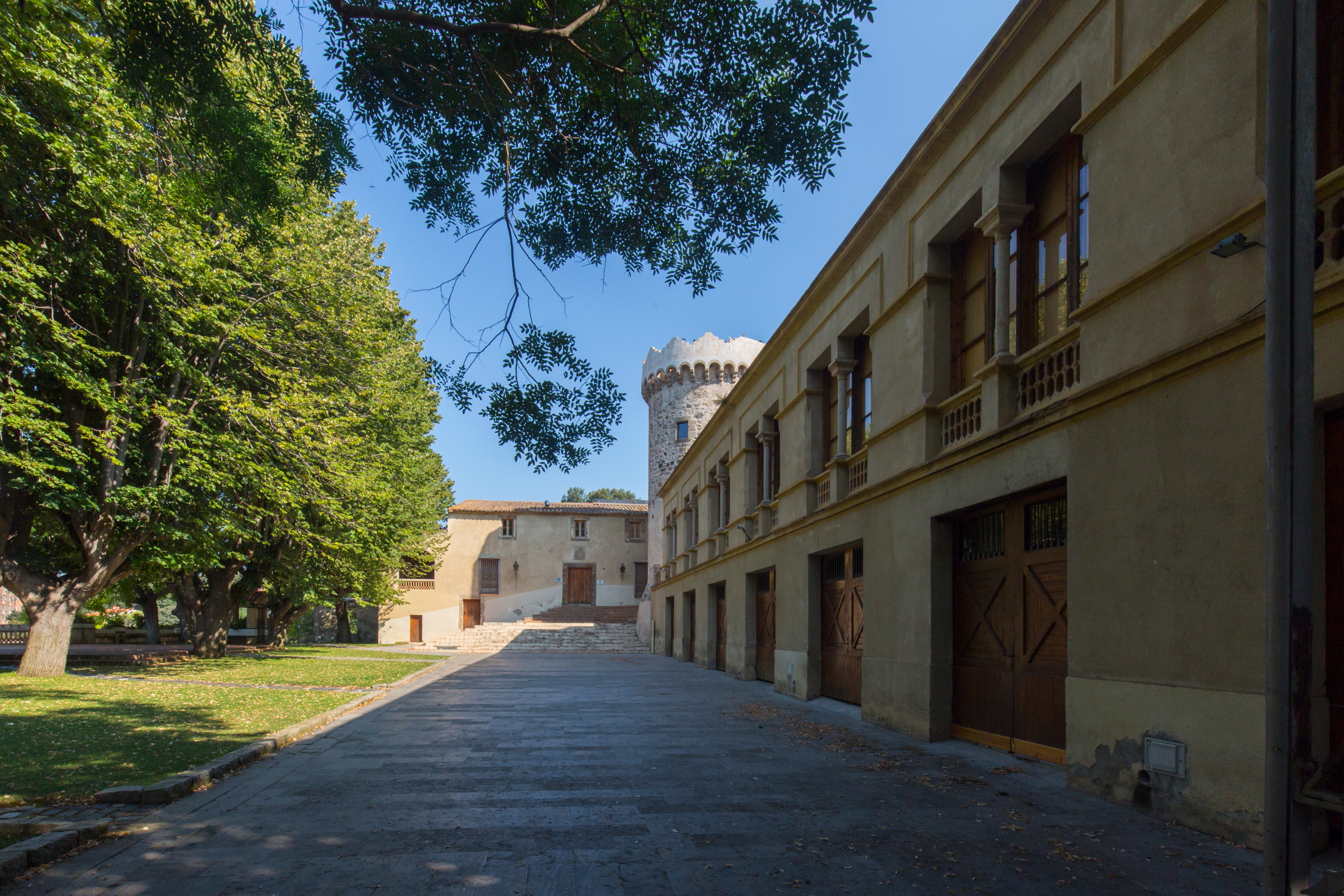 Vista de la Masia de Can Ratés