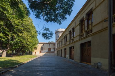 Vista de la Masia de Can Ratés