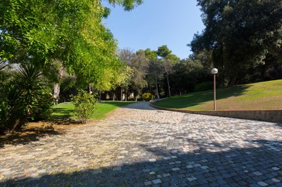 Vista de la Masia de Can Ratés