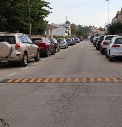 Bandes al carrer de Ponent 